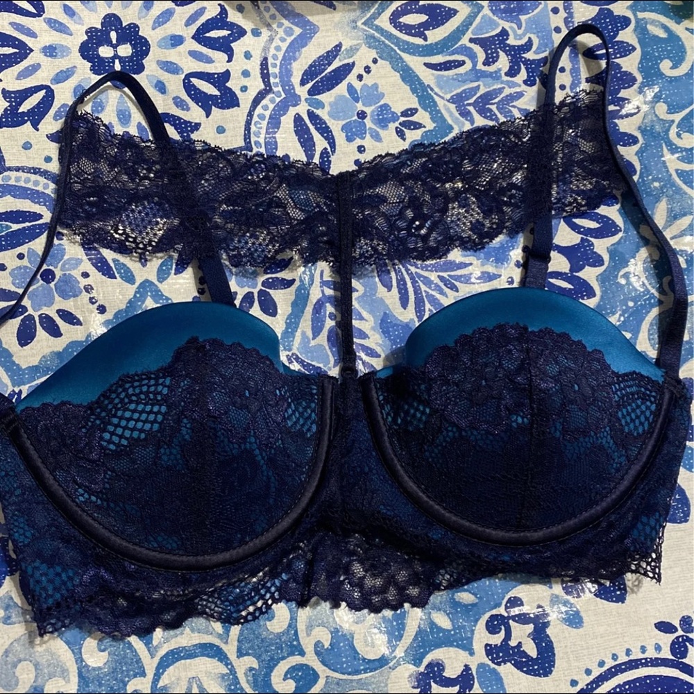 Frederick’s Push-up Bra